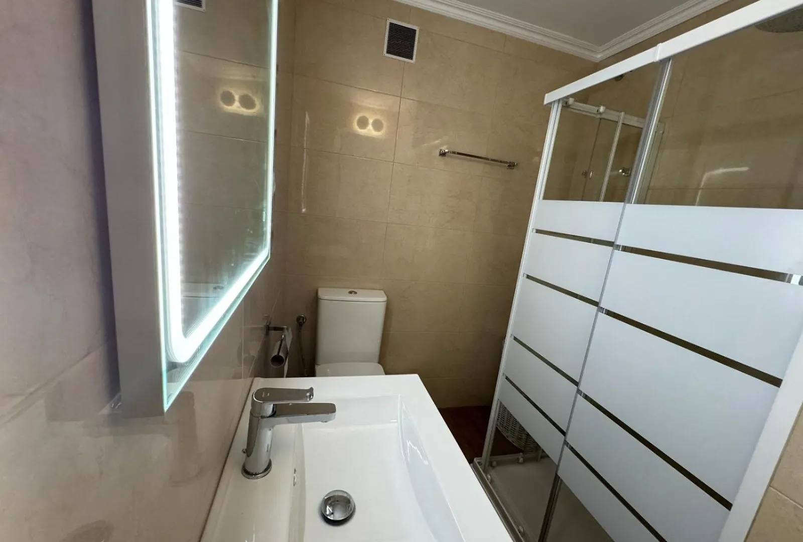 Acogedor Apartamento A 50 Metros Del Mar Cambrils 0*,  Spain