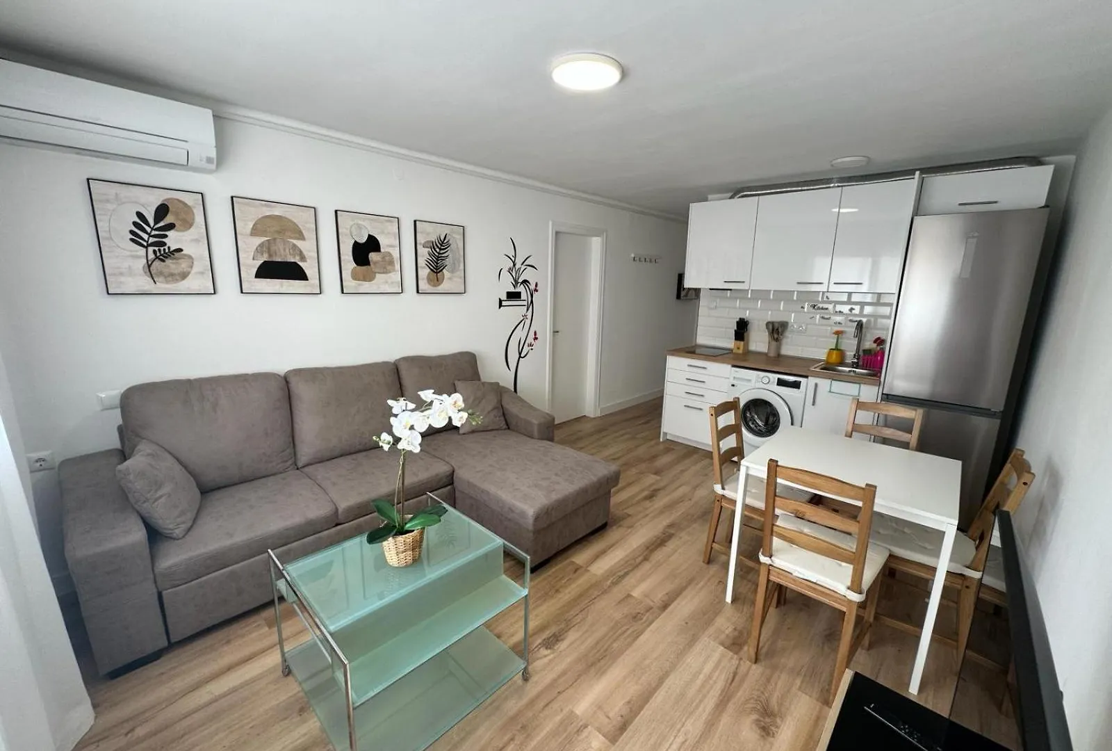Acogedor Apartamento A 50 Metros Del Mar Cambrils Spain